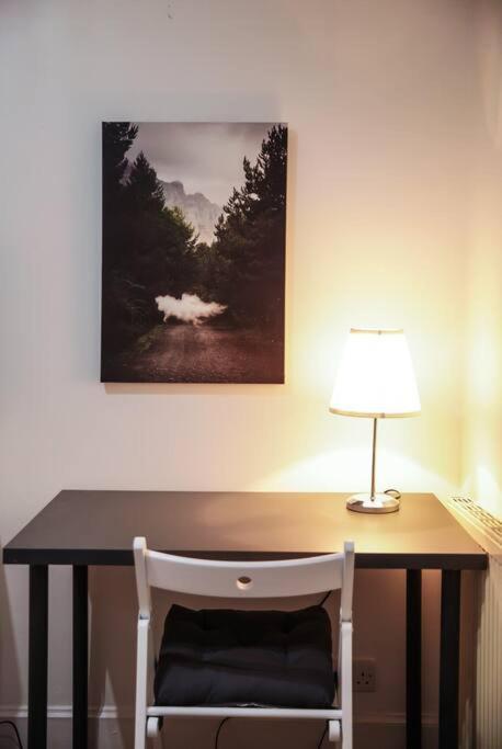 3 Bed Flat With Balcony Central Londra Dış mekan fotoğraf