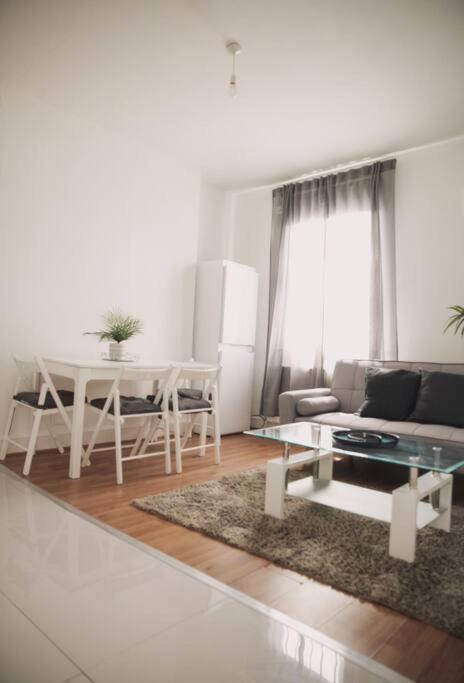 3 Bed Flat With Balcony Central Londra Dış mekan fotoğraf